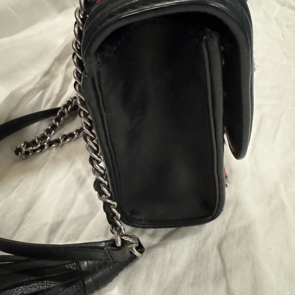 Authentic Tory Burch Fleming Chic Black and Red Tweed Chain Bag - Picture 11 of 15